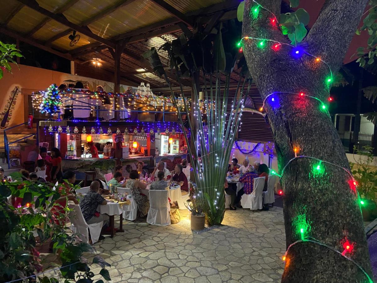 Hotel Restaurant Coco Lodge Majunga Махадзанга Экстерьер фото